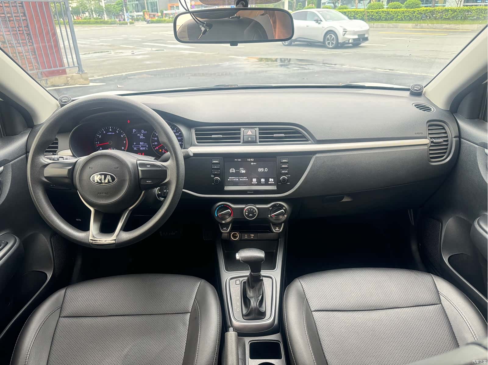 Kia K2, 2017 11