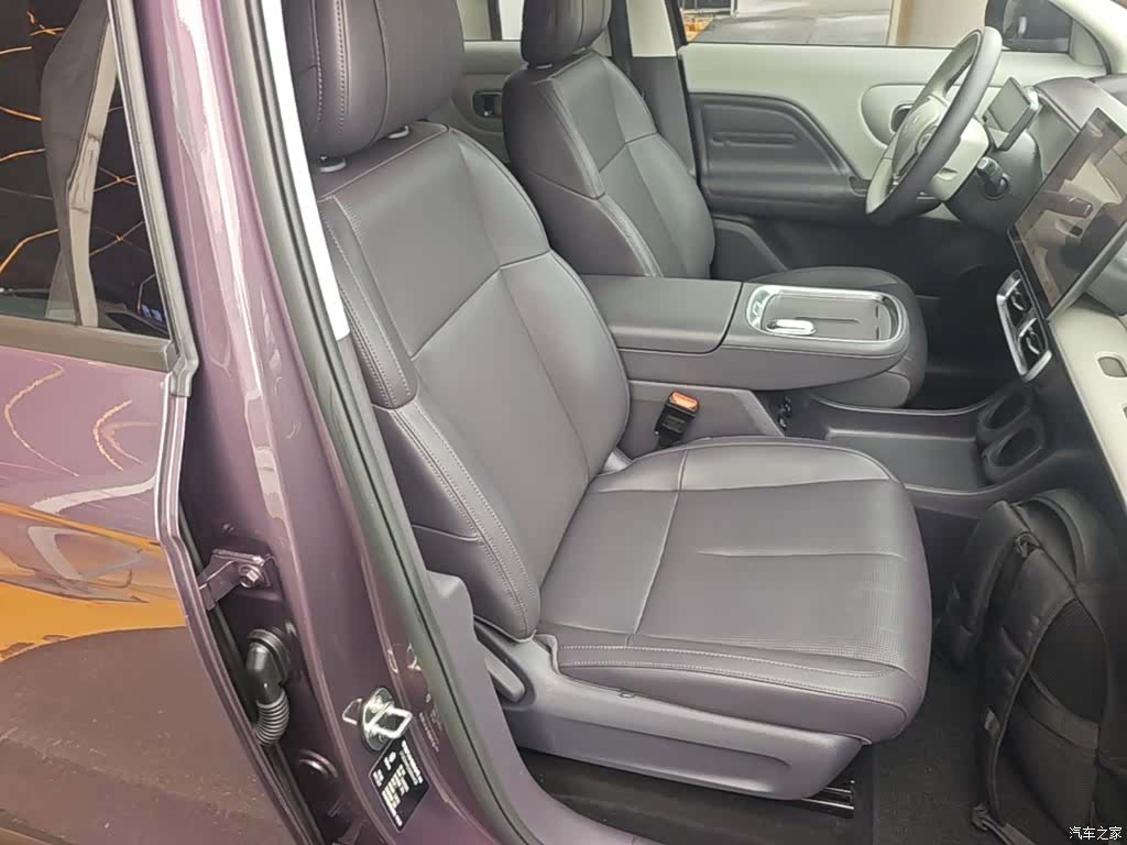 Leapmotor B10, 2025 25