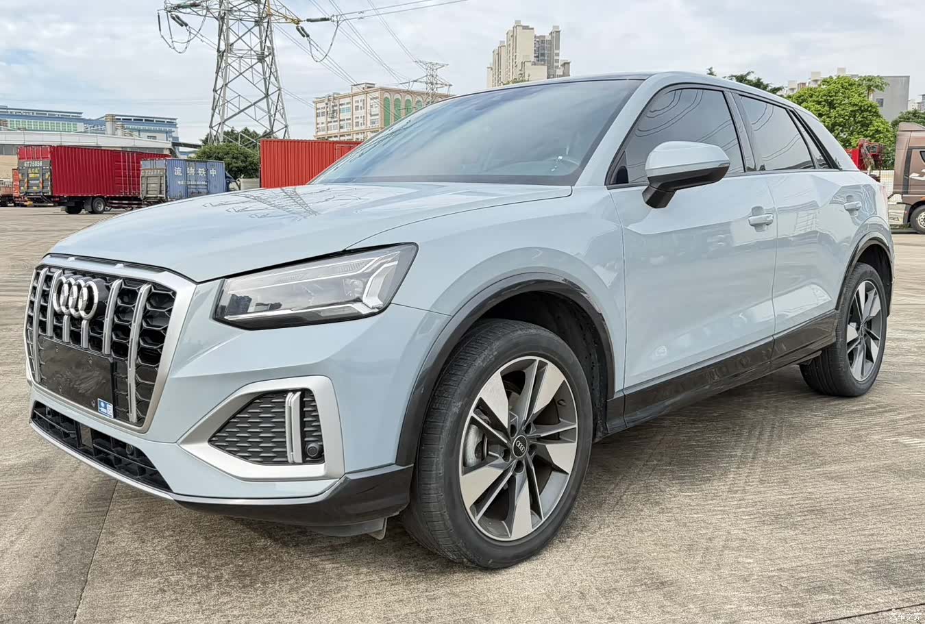Audi Q2L, 2022 1