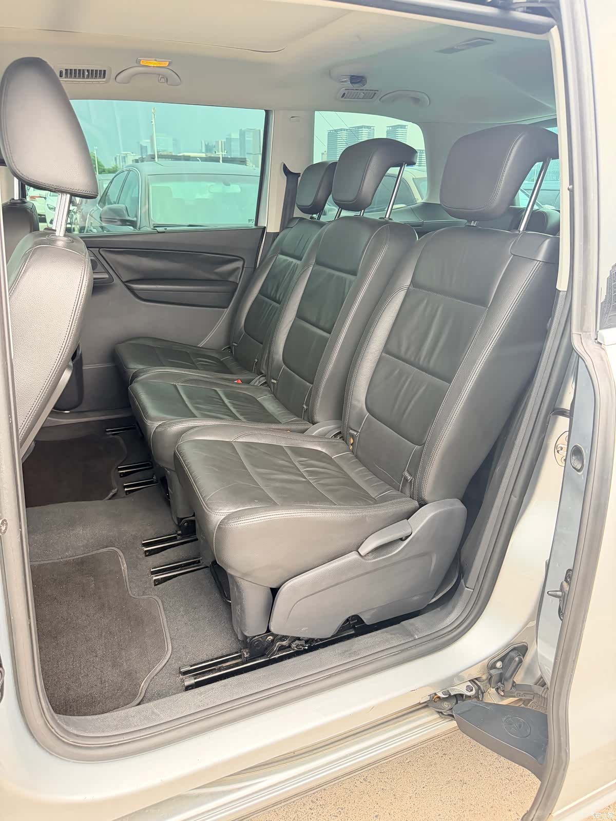 Volkswagen Xia, 2012 9