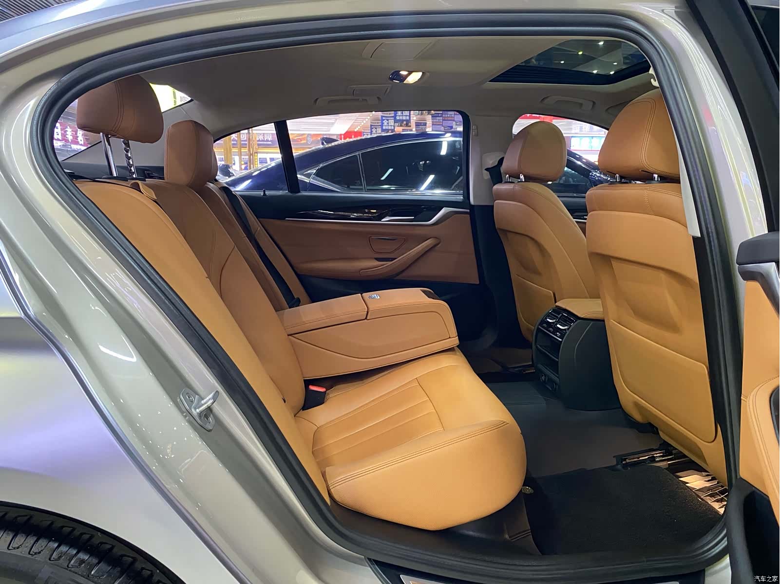 BMW 5 Series, 2018 14