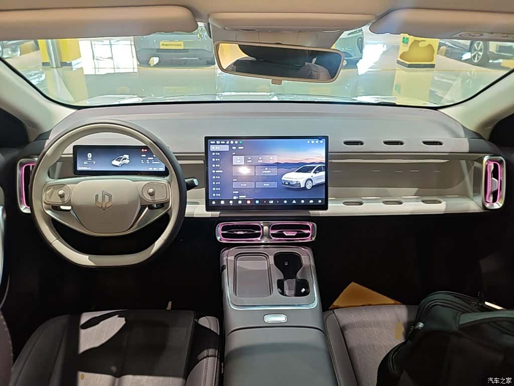 Leapmotor B01, 2026 10