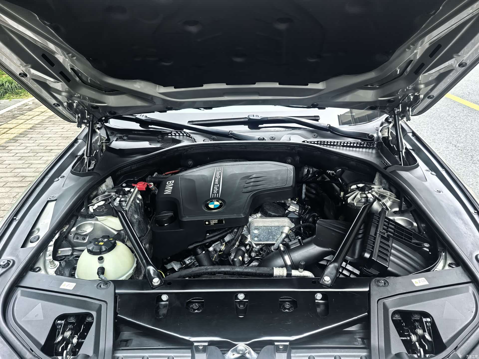 BMW 5 Series, 2017 12