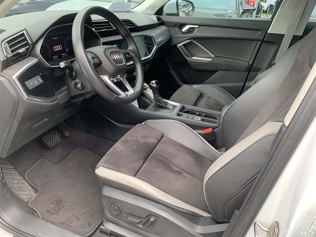 Audi Q3, 2020 9