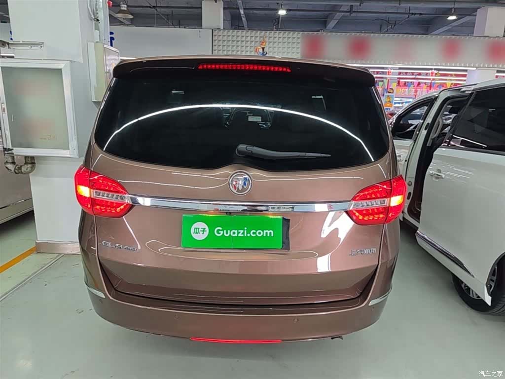 Buick GL8, 2020 6
