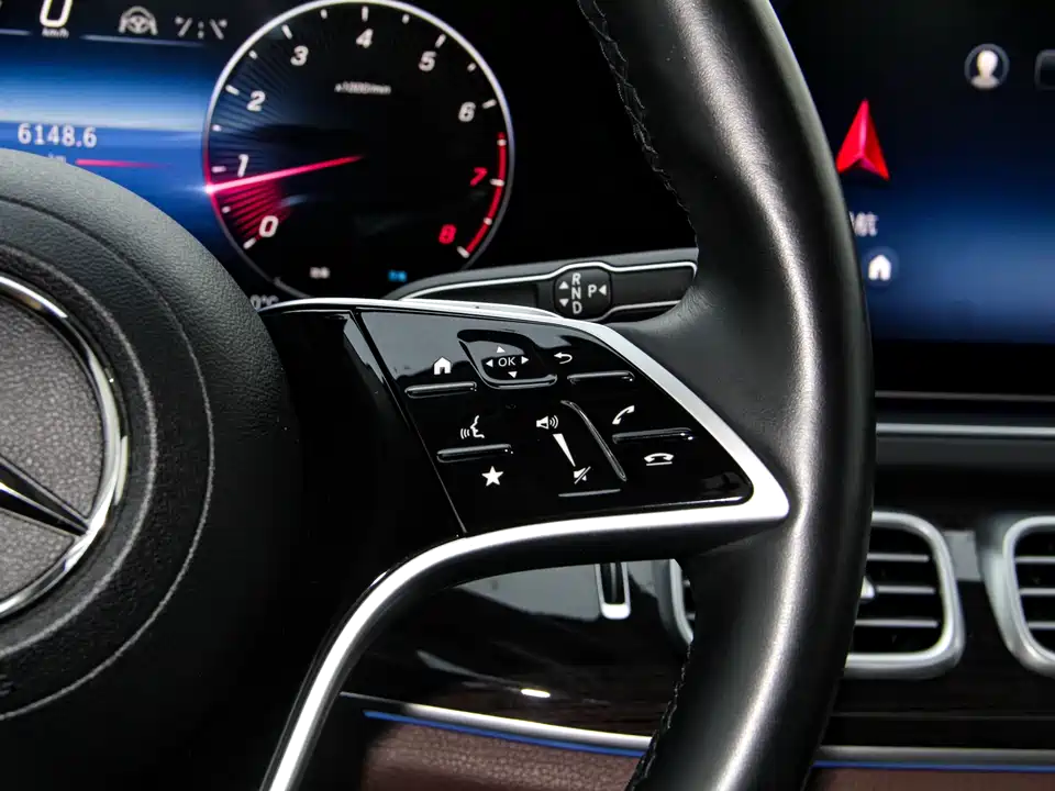Mercedes-Benz GLE Mercedes-Benz GLE