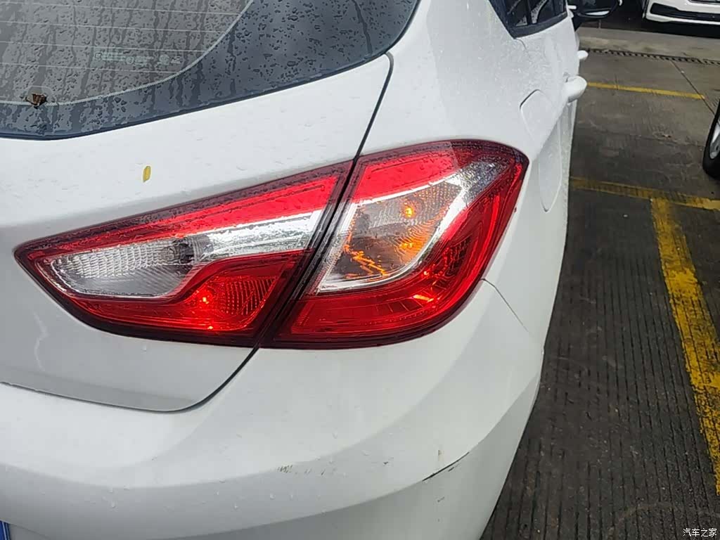 Chevrolet 320, 2018 8