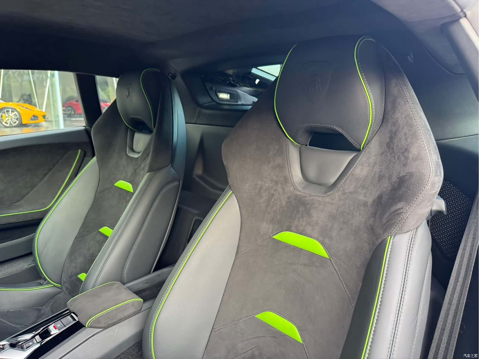 Lamborghini Huracán, 2022 6