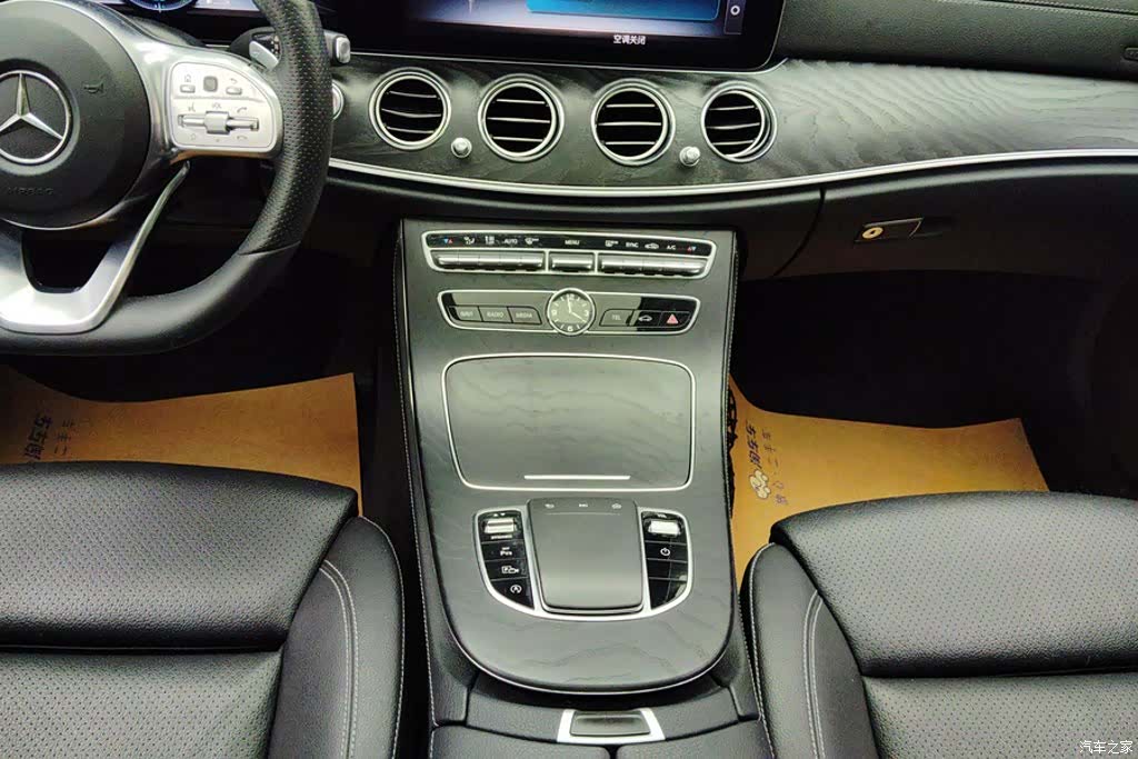 Mercedes-Benz E-Class, 2019 16