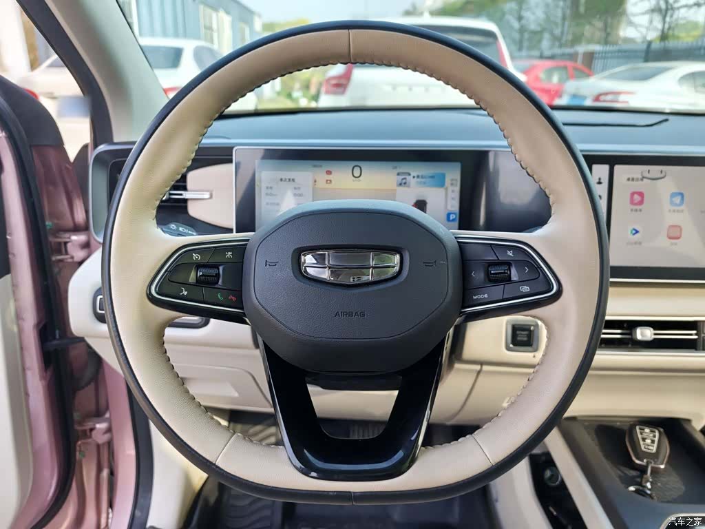 Geely Icon, 2022 3