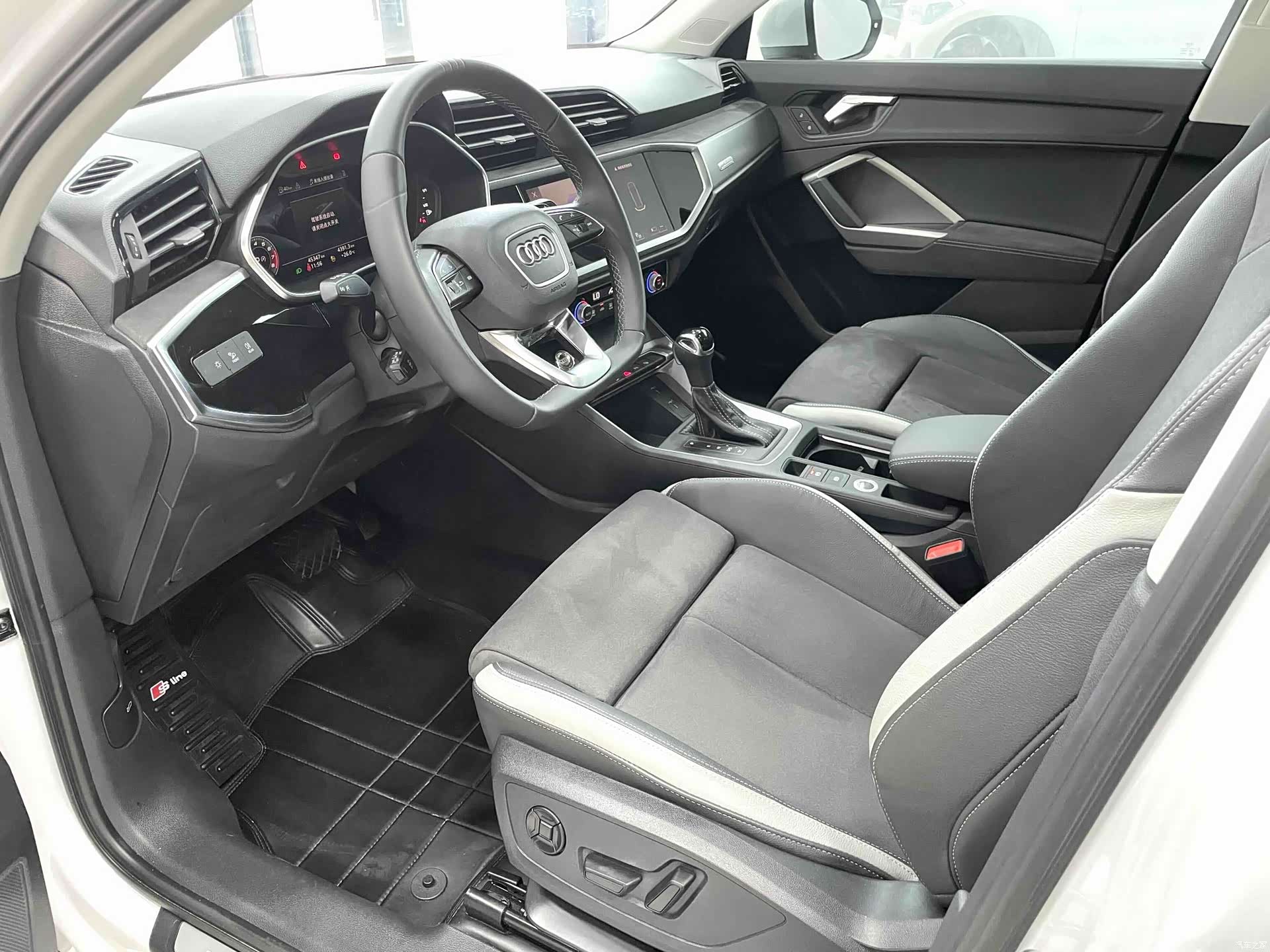Audi Q3, 2023 7