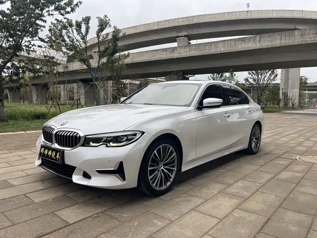 BMW 3 Series 2019 — купить из Китая под заказ