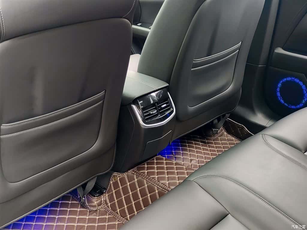 Cadillac XTS, 2019 9