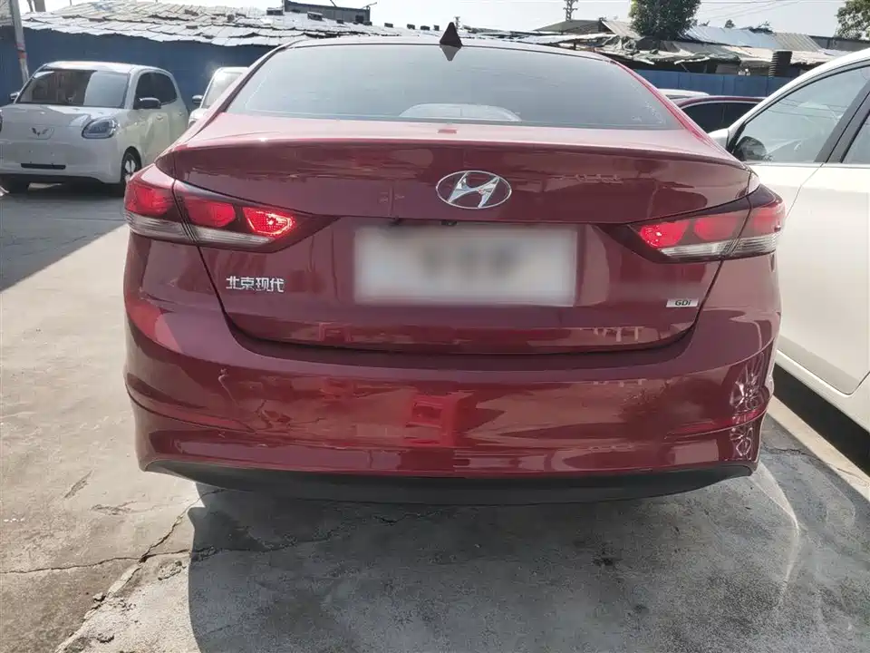 Hyundai Lead