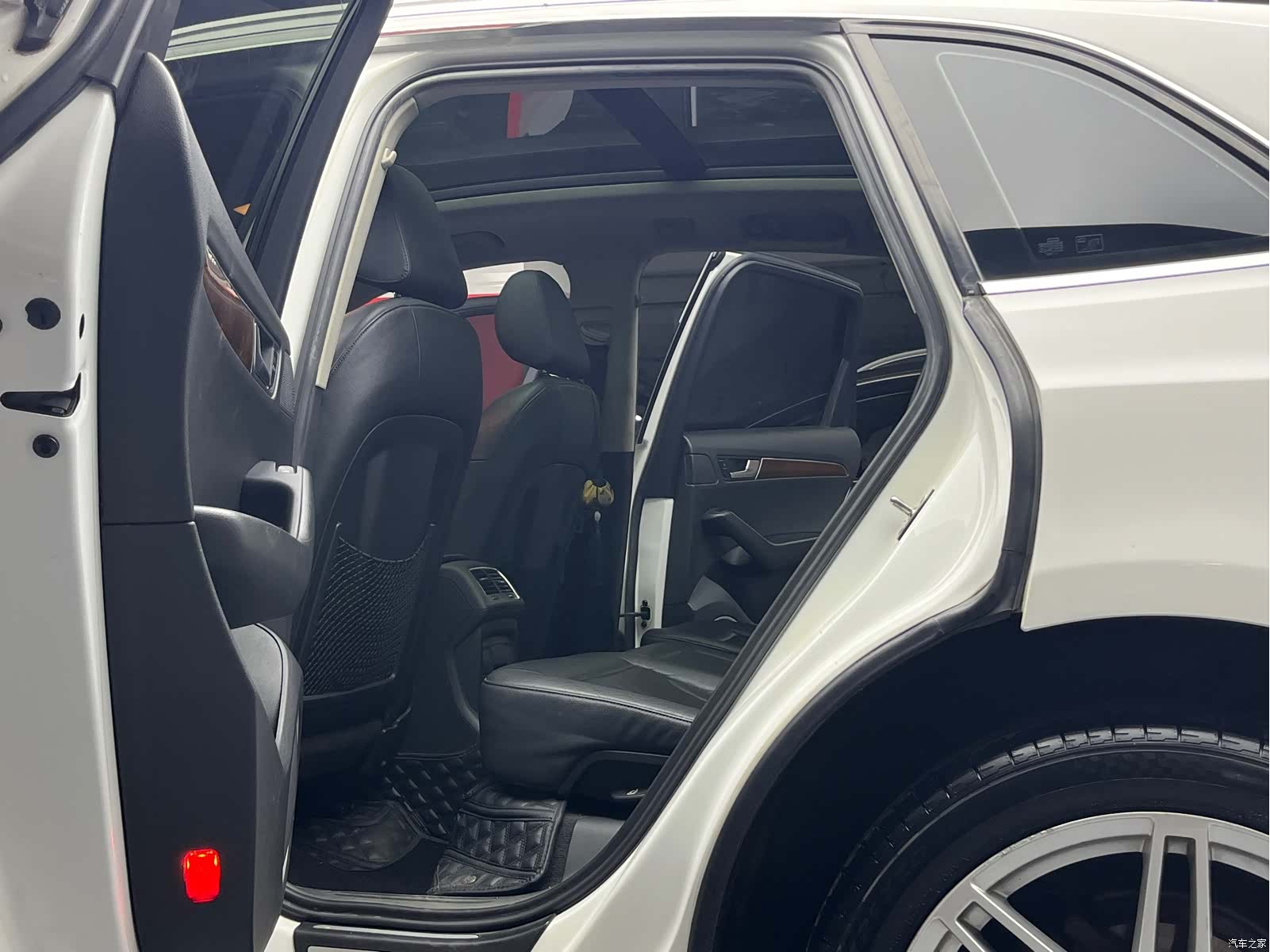 Audi Q5, 2010 12