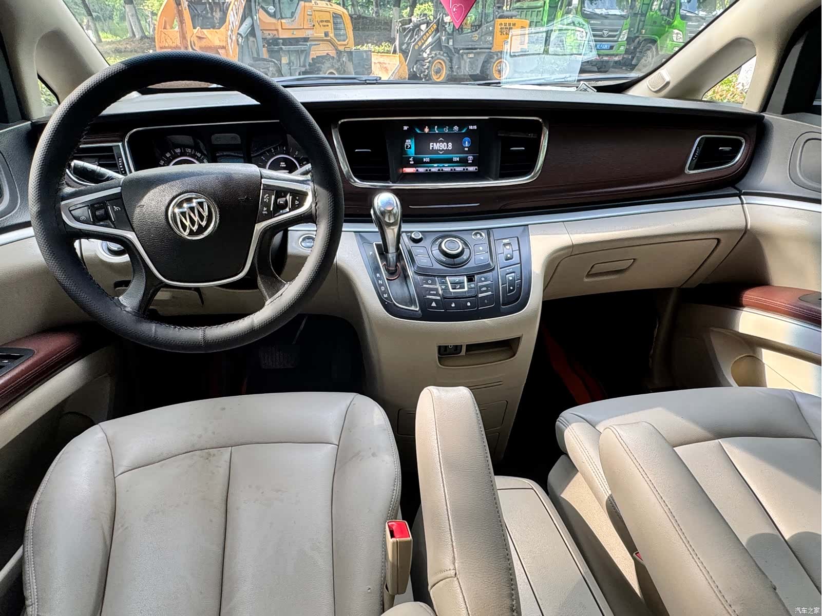 Buick GL8, 2018 10