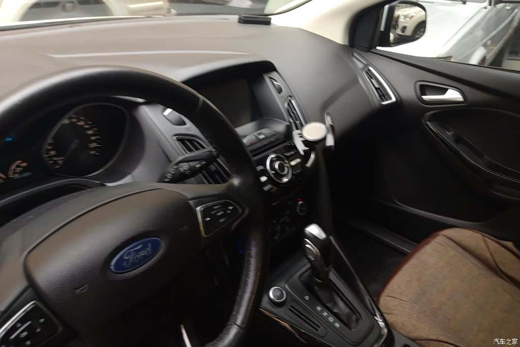 Ford Focus, 2017 13