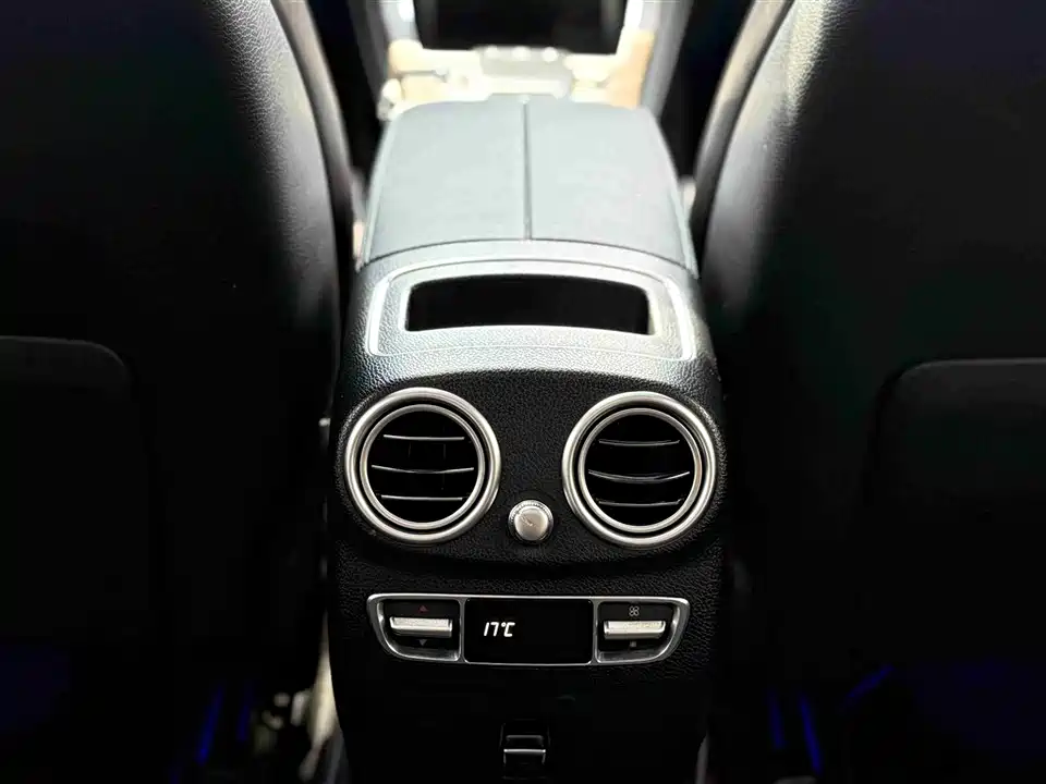 Mercedes-Benz GLC Mercedes-Benz GLC