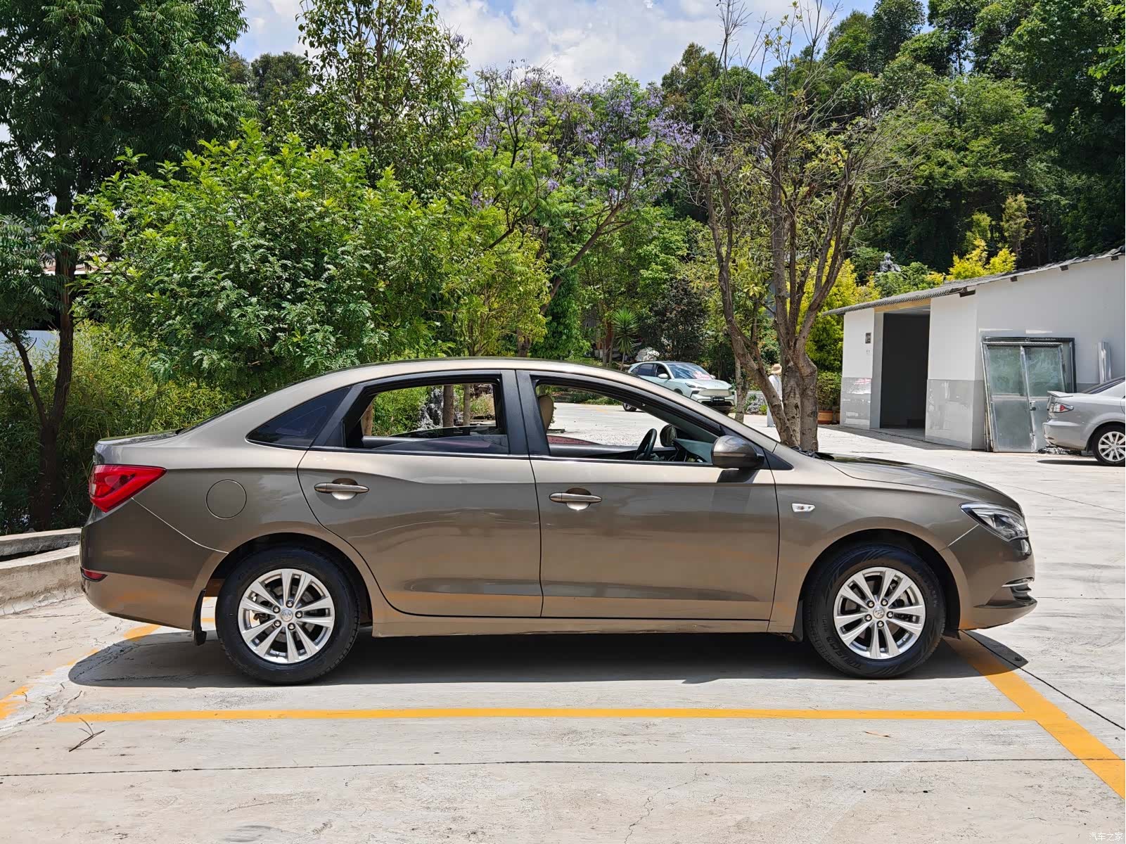 Buick 15N, 2016 4