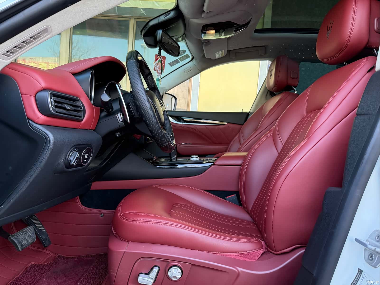 Maserati Levante, 2017 9