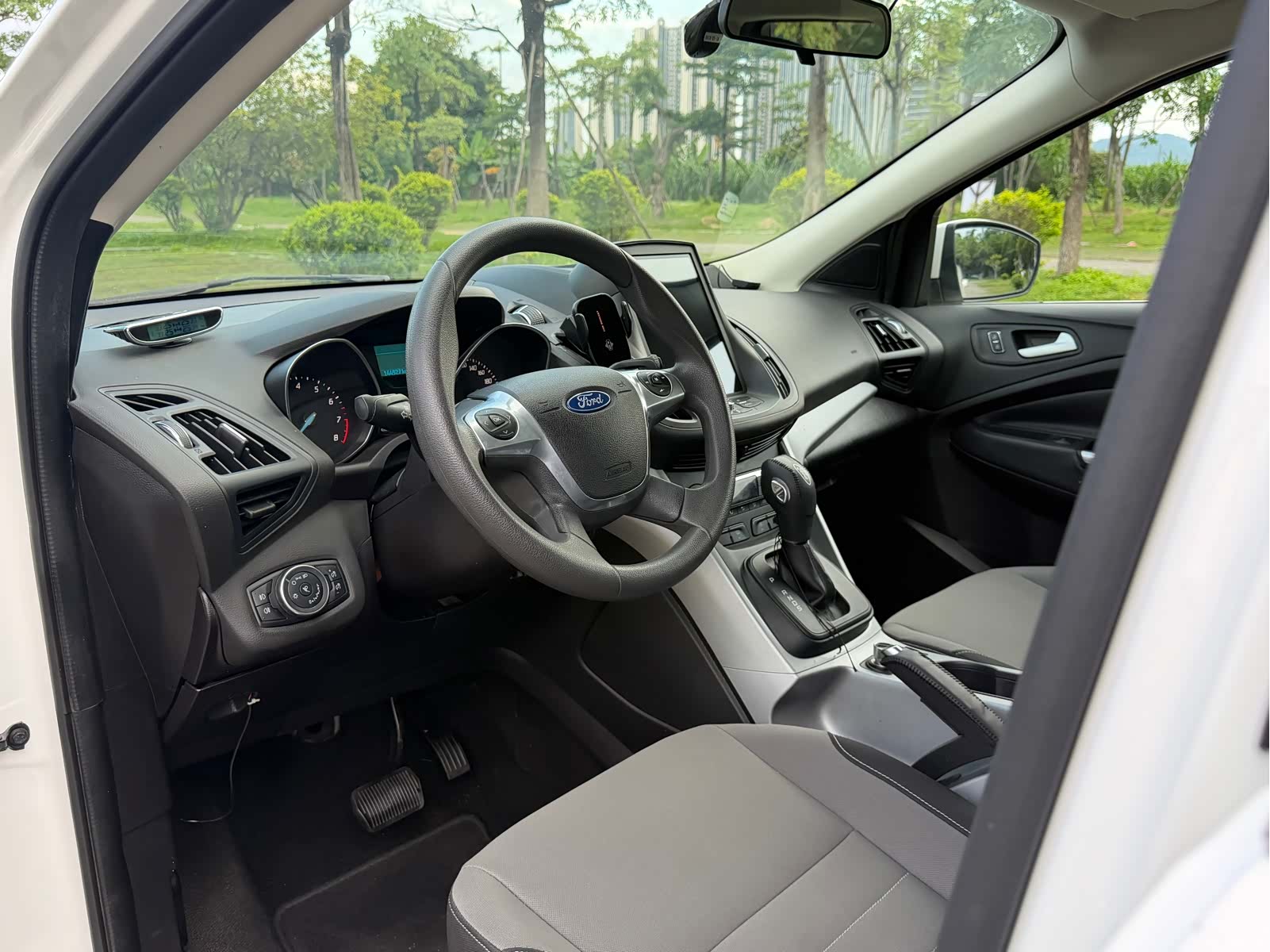 Ford Kuga, 2016 9