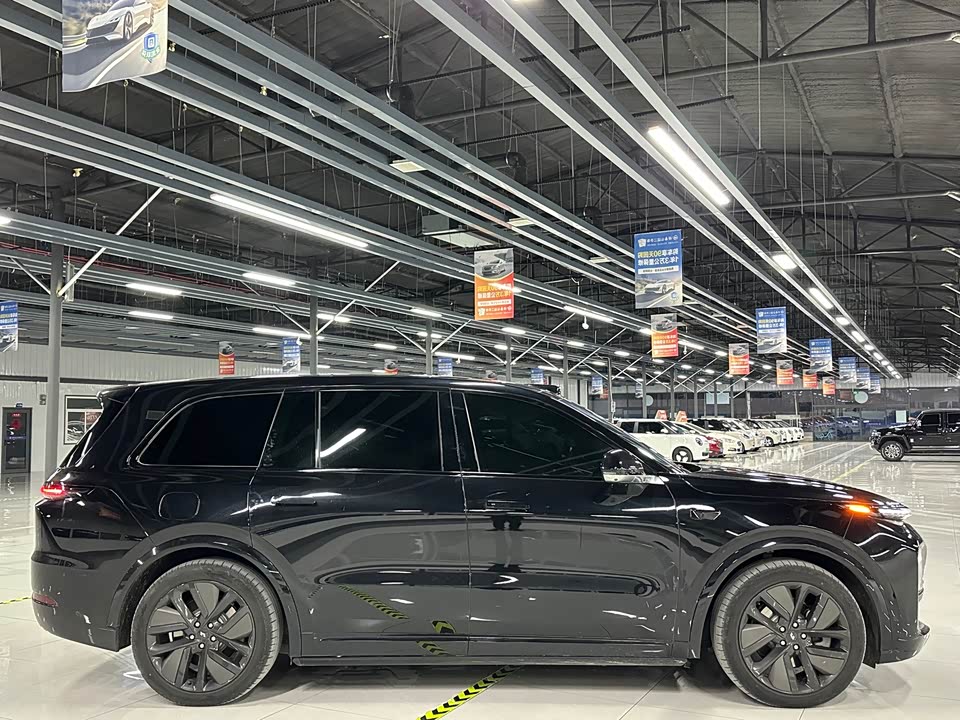 Li Auto Ideal L9