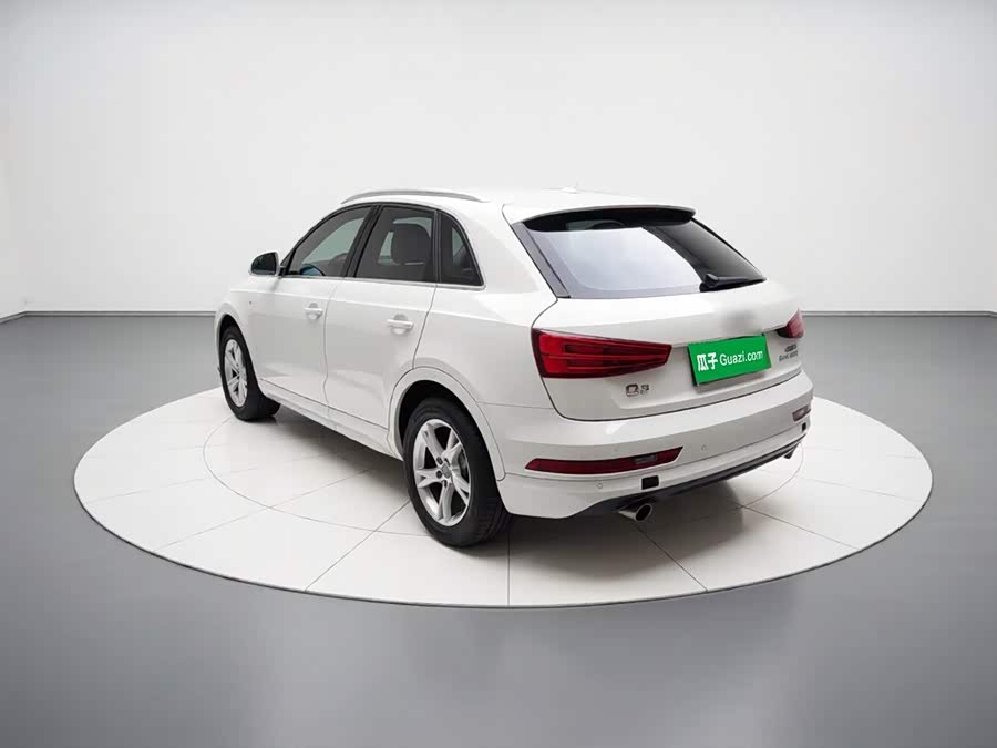 Audi Q3 2017, фото 18