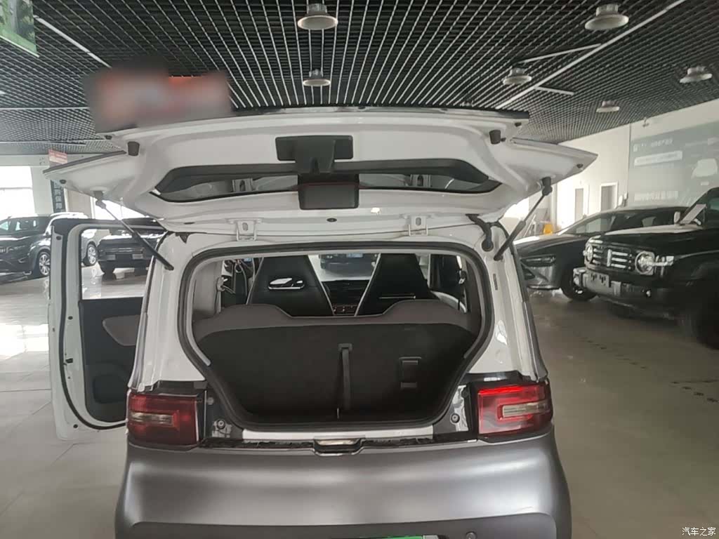Wuling MINIEV, 2020 19