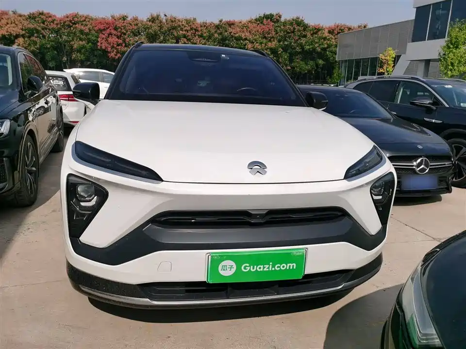 NIO ES6