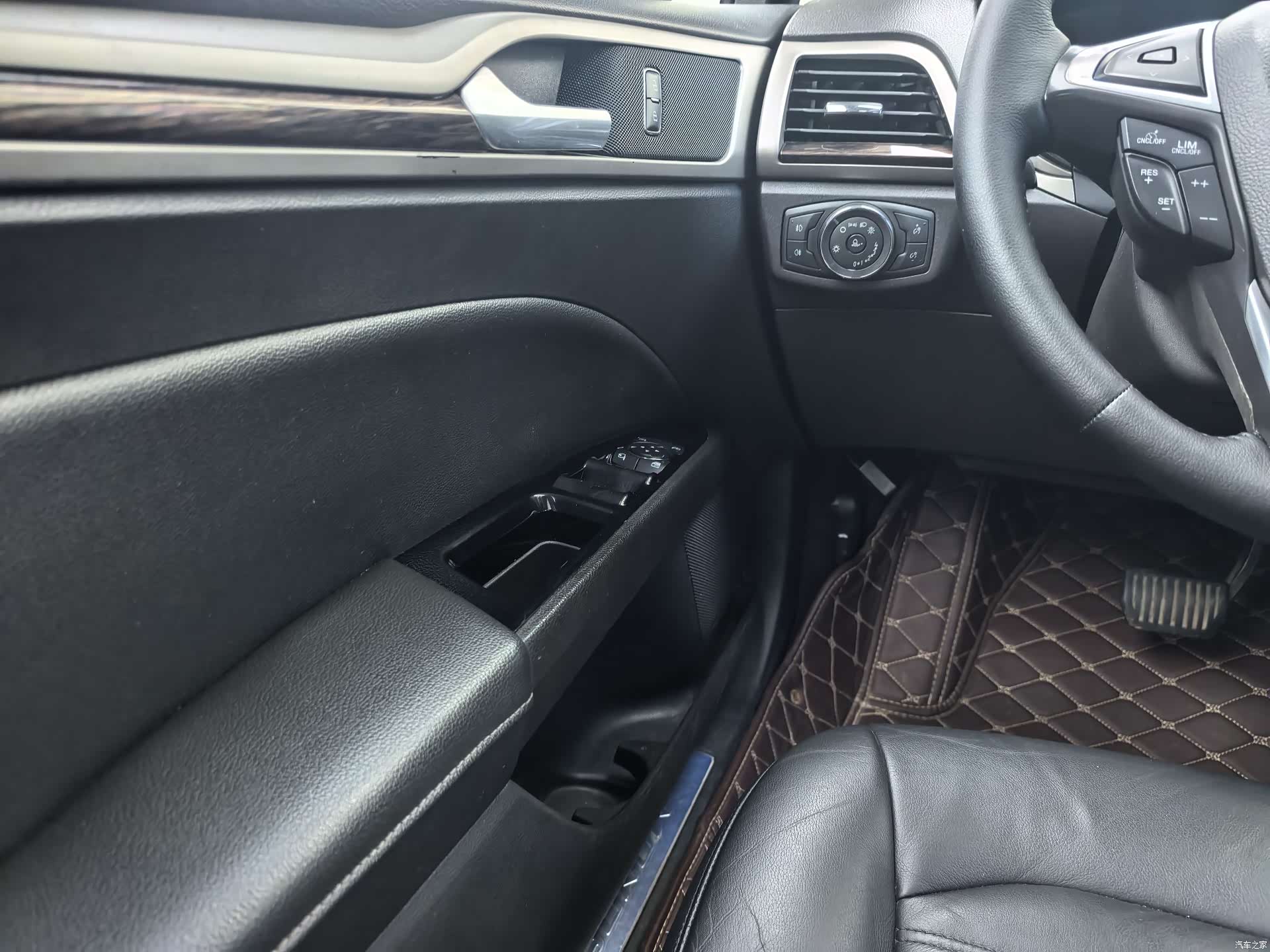 Ford Mondeo, 2016 13