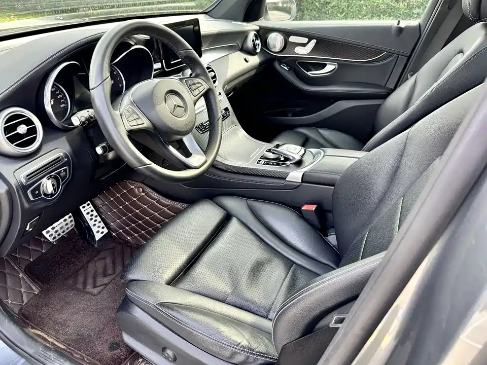 Mercedes-Benz GLC Mercedes-Benz GLC