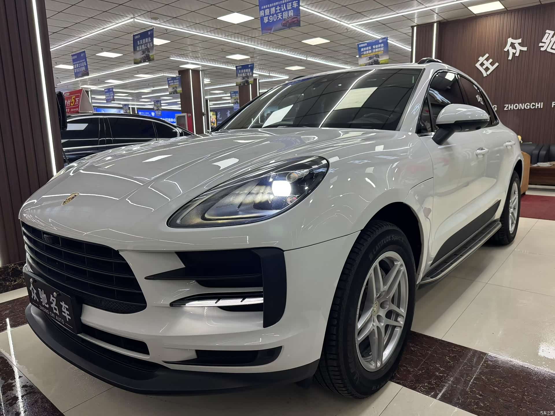 Porsche Macan, 2020 1