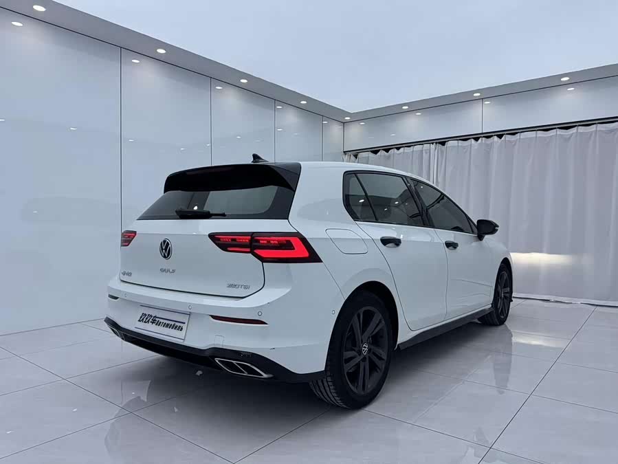 Volkswagen Golf 2022, фото 4