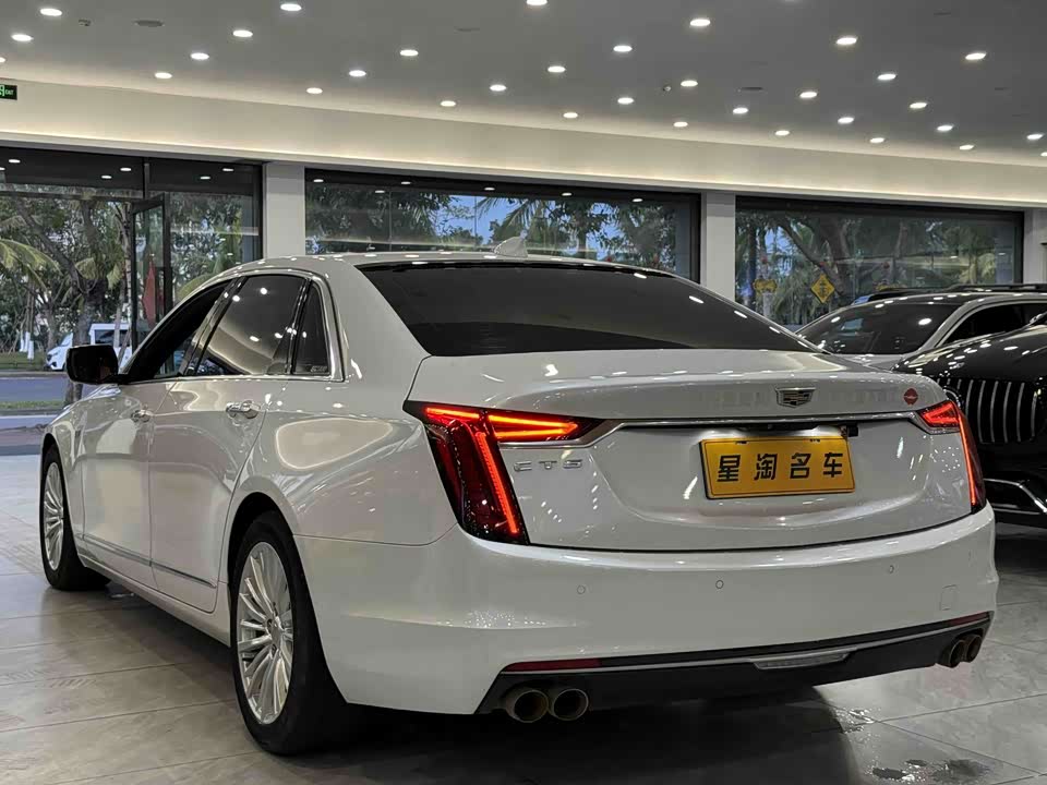 Cadillac CT6