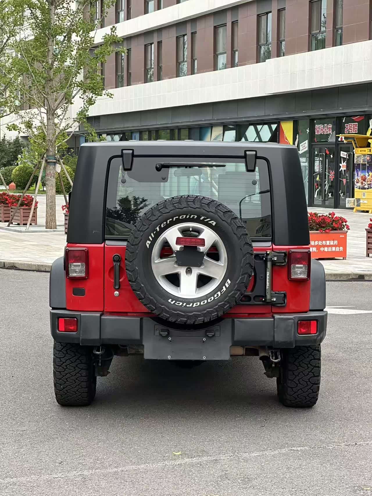 Jeep Wrangler, 2010 4