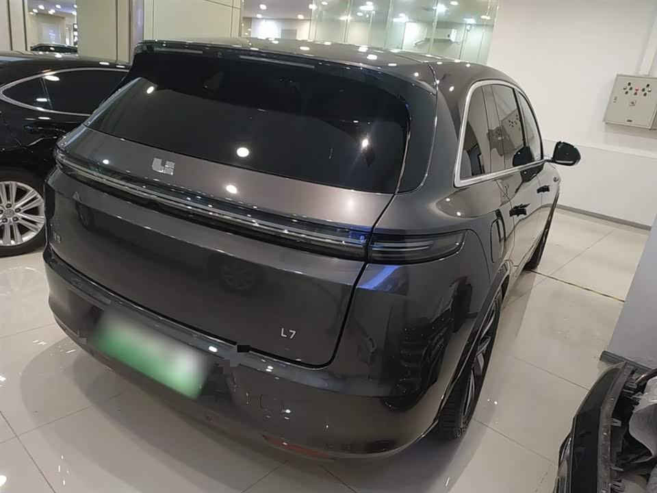 Li Auto Ideal L7