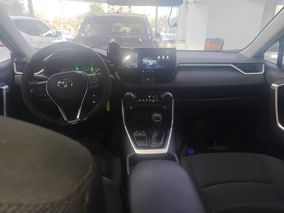 Toyota RAV4 Rongfang