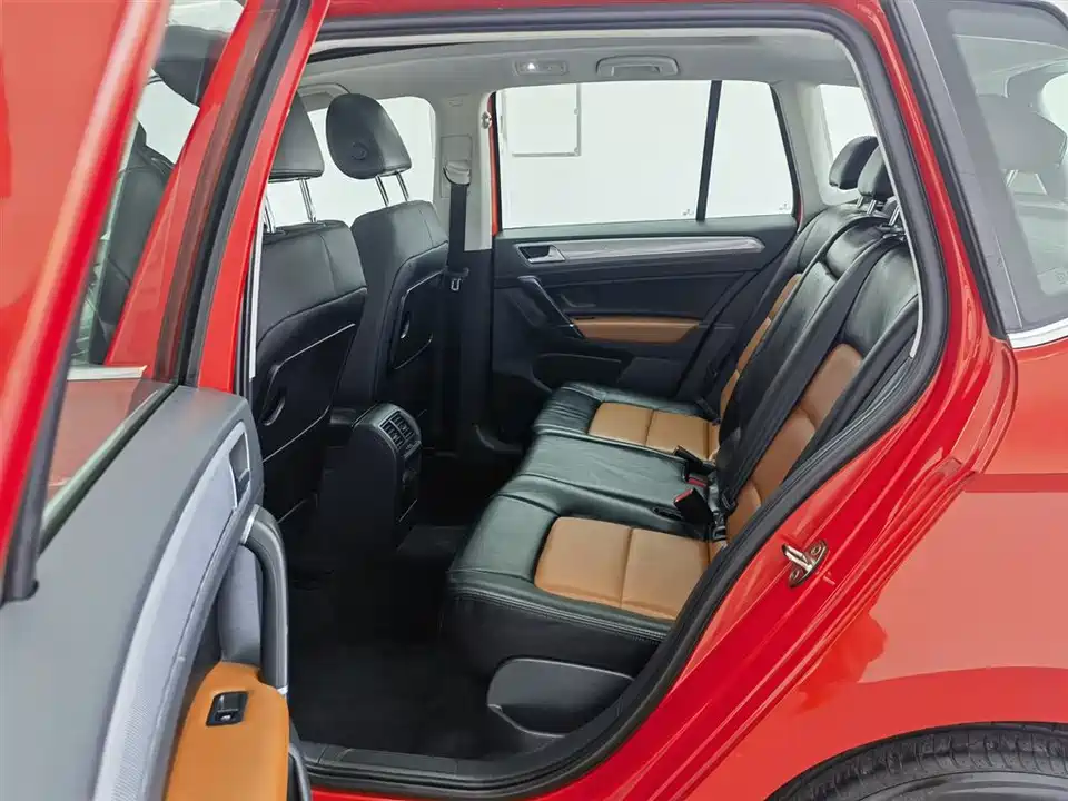 Volkswagen Golf*Jiayu