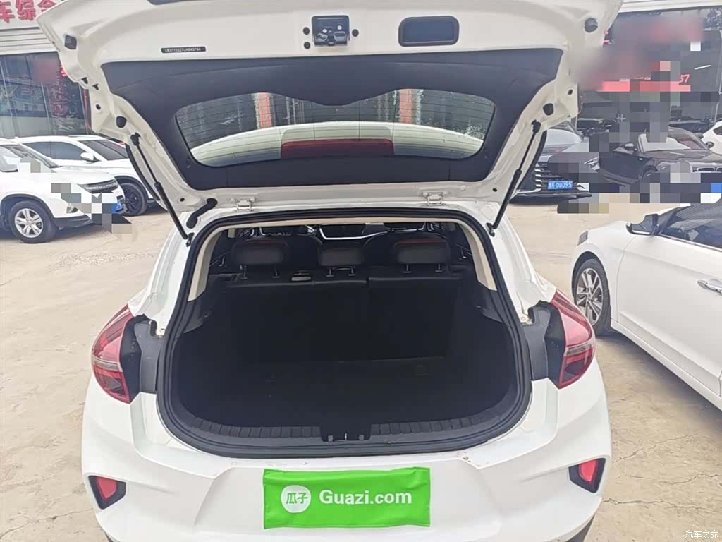 Geely Emgrand, 2020 19