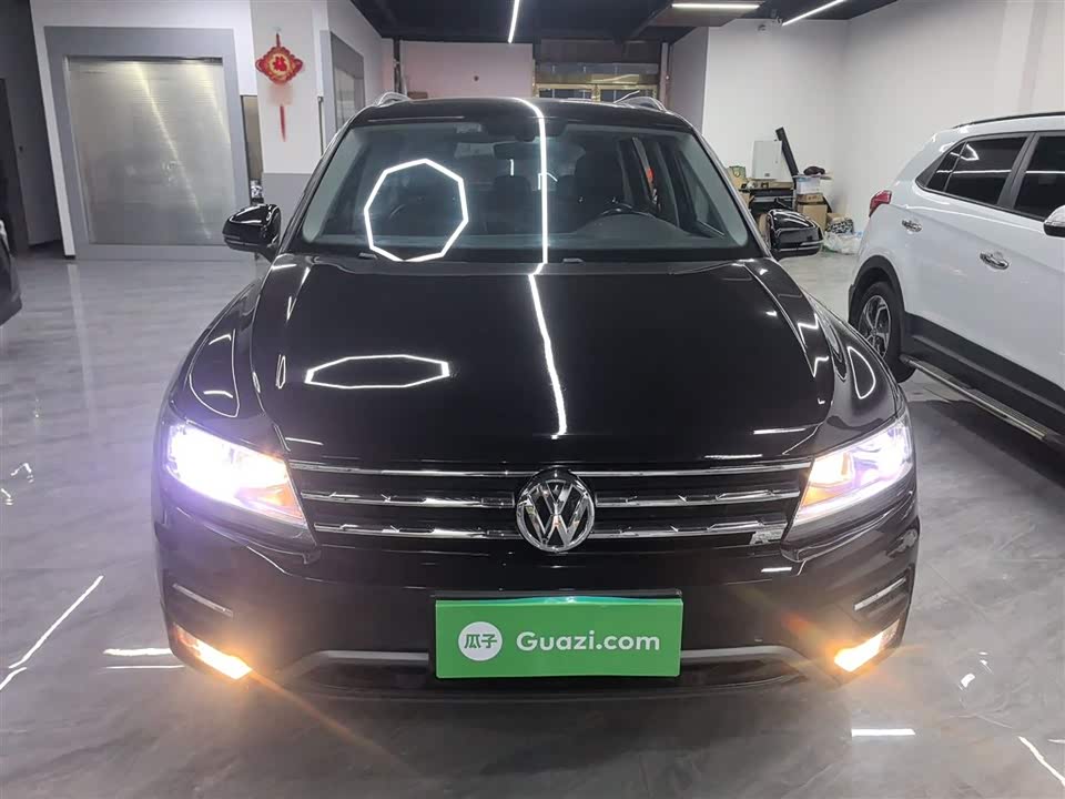 Volkswagen Tiguan L
