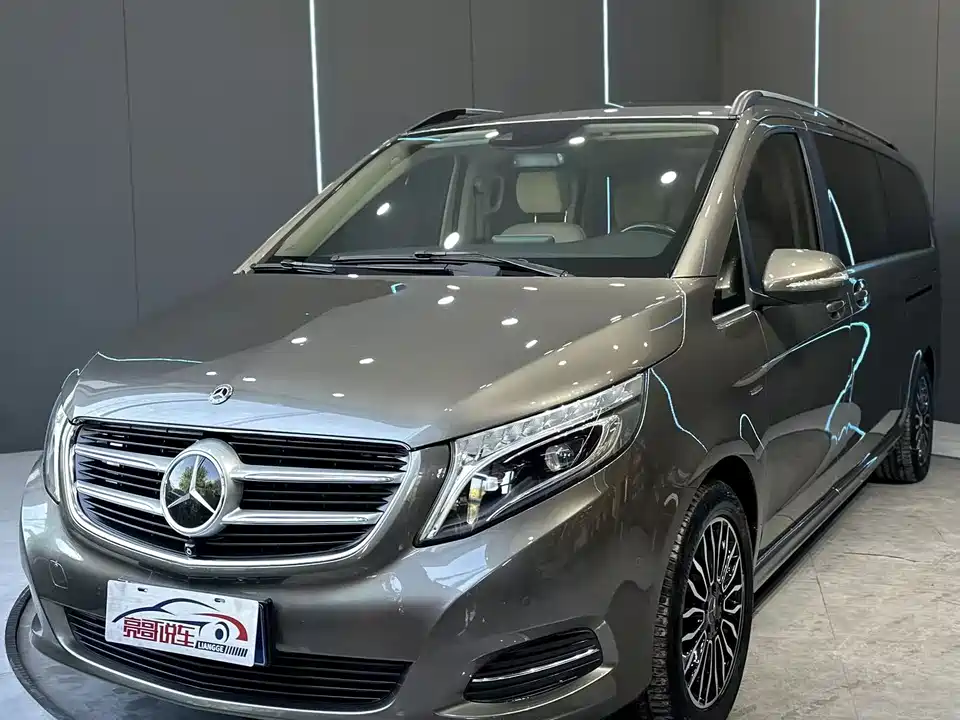 Mercedes-Benz V-class
