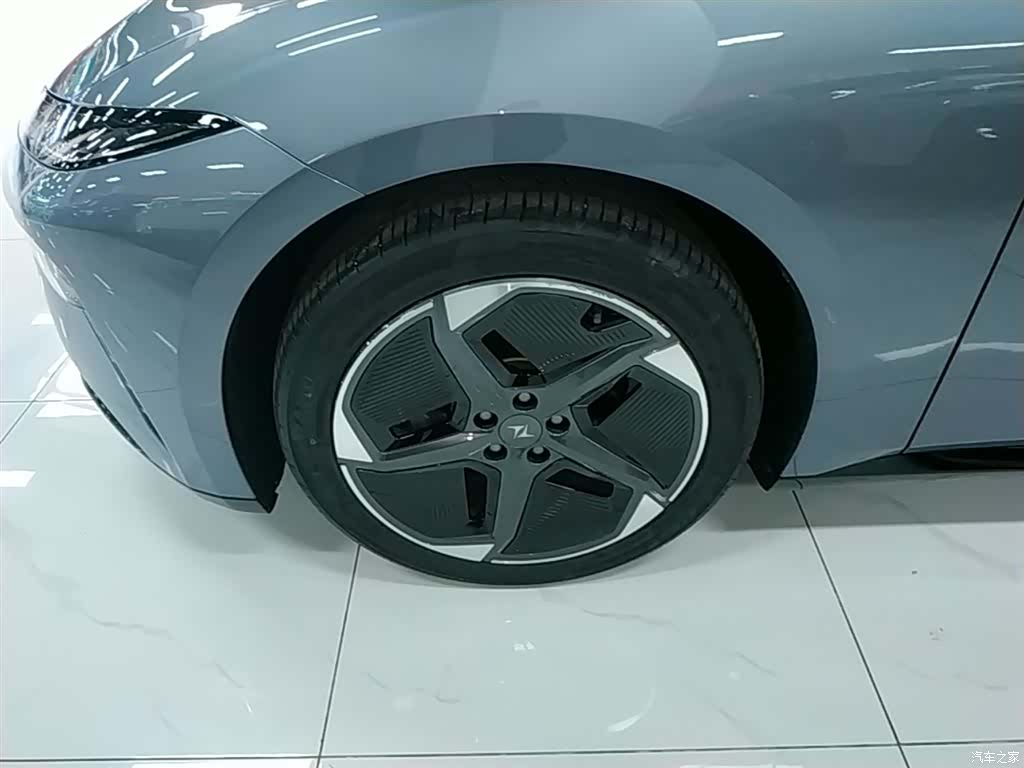 DongFeng eπ007, 2024 23