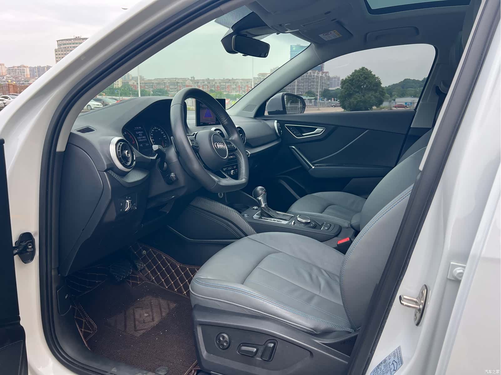 Audi Q2L, 2022 4