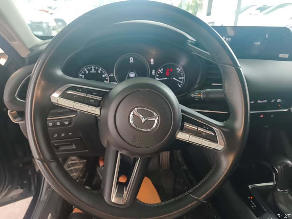 Mazda Mazda3, 2021 11