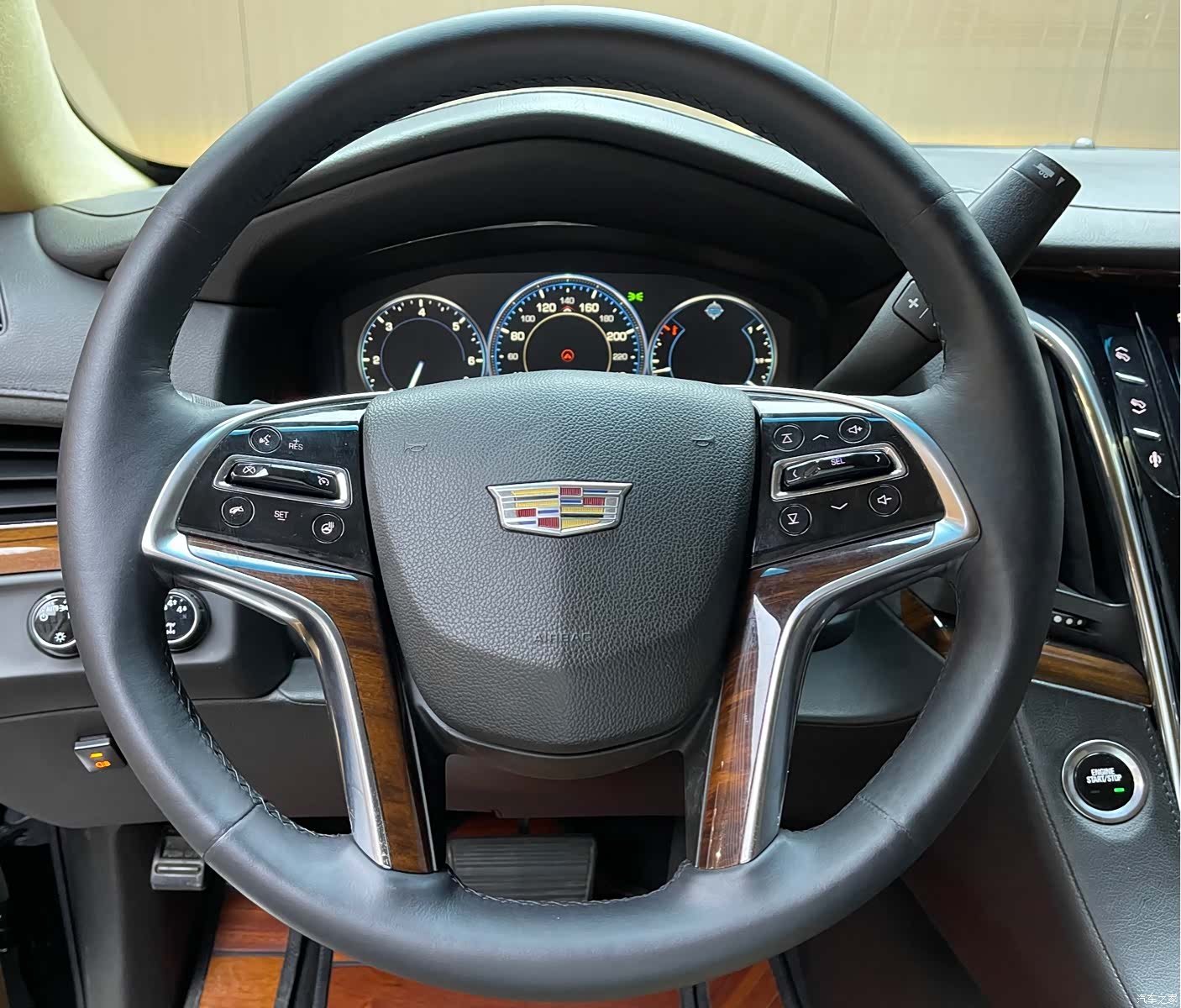 Cadillac Escalade, 2016 16