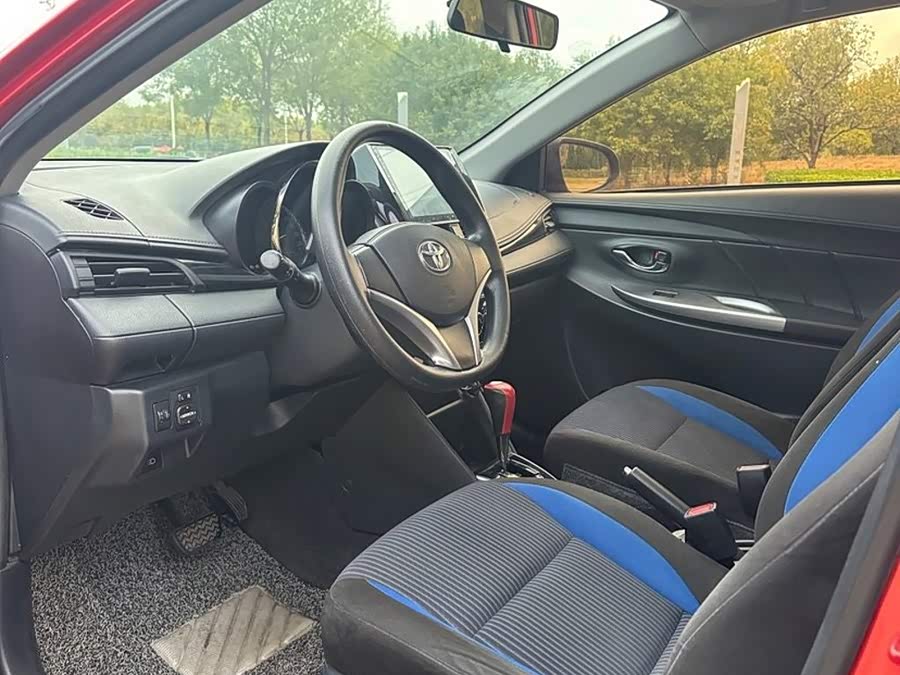 Toyota YARiS L 2016, фото 8