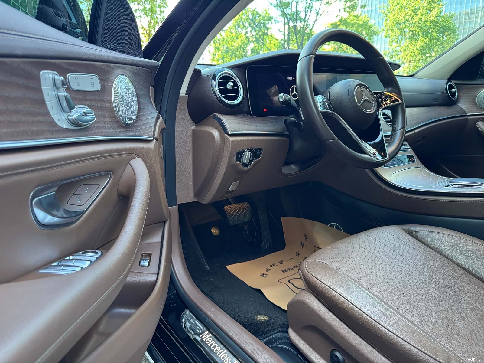 Mercedes-Benz E-Class, 2021 4