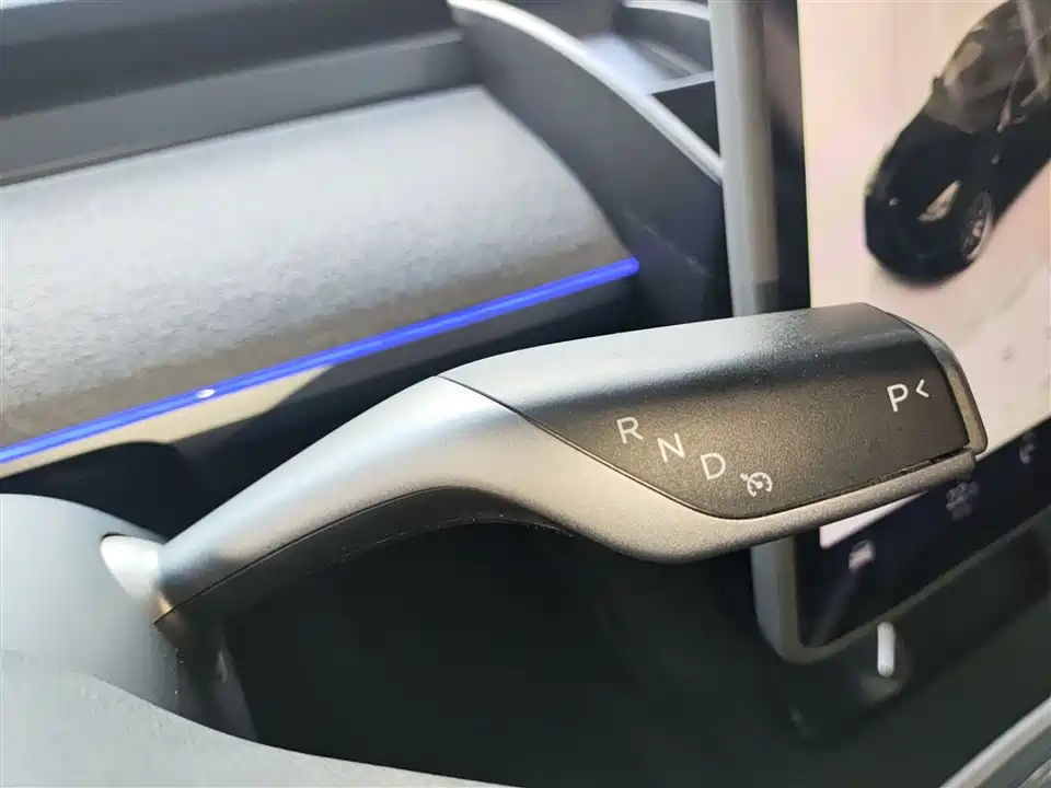 Tesla Model Y Tesla Model Y