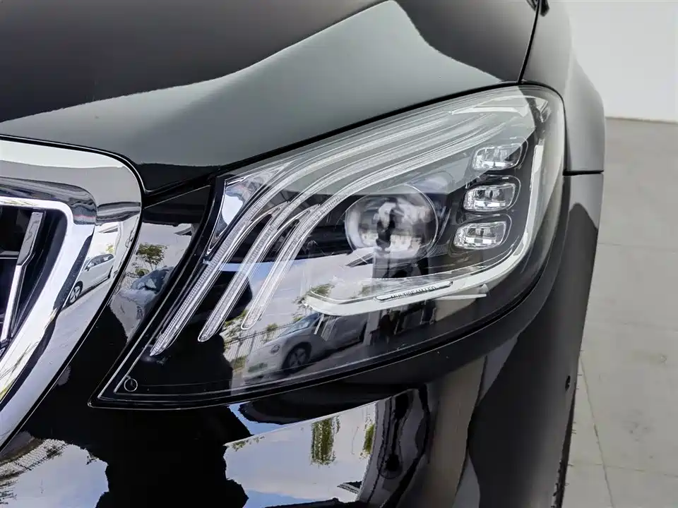 Mercedes-Benz Maybach S-class