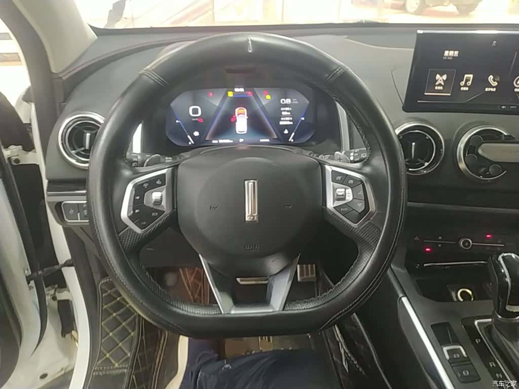 WEY VV5, 2018 11
